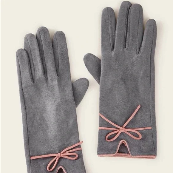 SHEIN embroidered suede gloves - Picture 2 of 9
